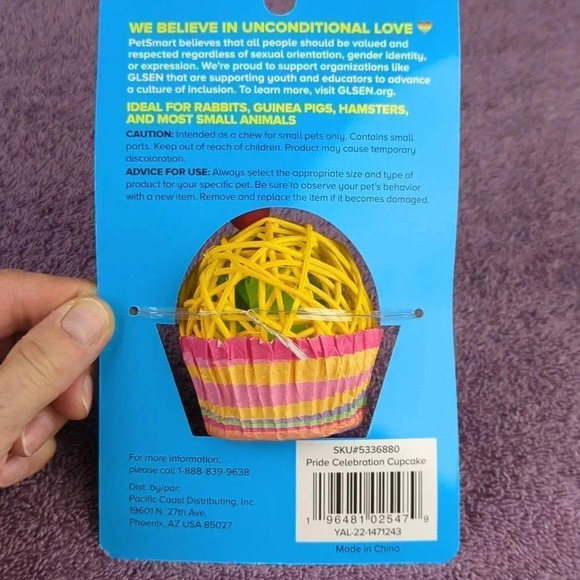 Pride Themed Small Animal Accessories & Cupcake Shaped Chew Toy - Picture 8 of 8